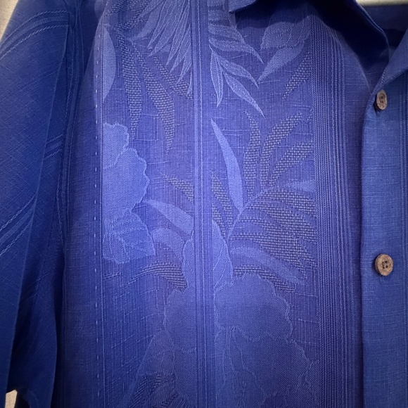 Tommy Bahama Men's Royal Blue Floral Silk Short Sleeve Button Down, Size Lage - Picture 3 of 12